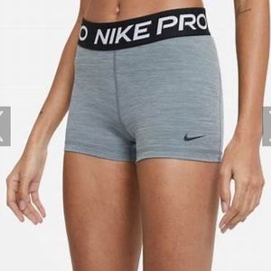 Nike pro 3” shorts